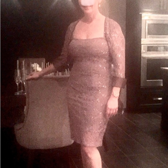 M.O.B. Formal. Evening Dress. Stunning - Picture 2 of 10